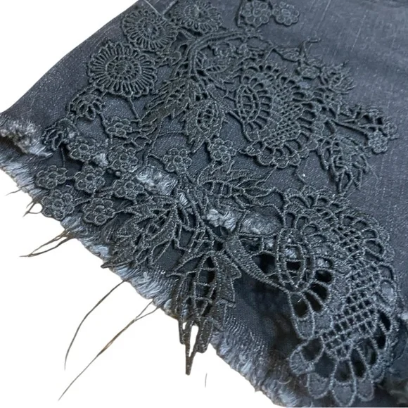 American Eagle Black Denim Floral Lace Shorts - Picture 4 of 7